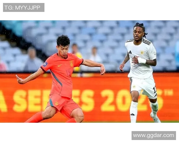 中国男足迎战巴西男足期待逆袭展现实力与激情的巅峰对决